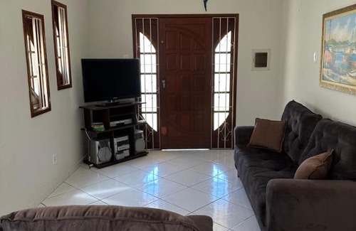 Mambucaba House | casa das bromelias prainha