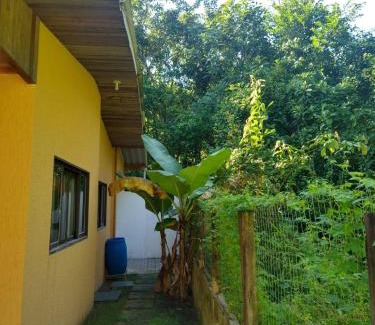Ubatumirim House | Casa em Ubatumirim a 50 metros da praia