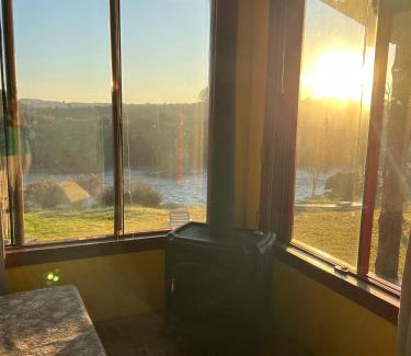 Sao Francisco de Paula Cabin | Casa no Campo, aconchego com lareira e banheira em quase todas Cabanas!