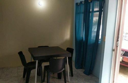 Portoviejo Apartment | Casa Para Familiar Cerca de Universidad