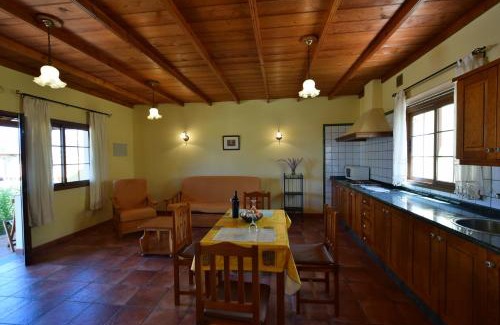 El Paso House | Casas Rurales Tola