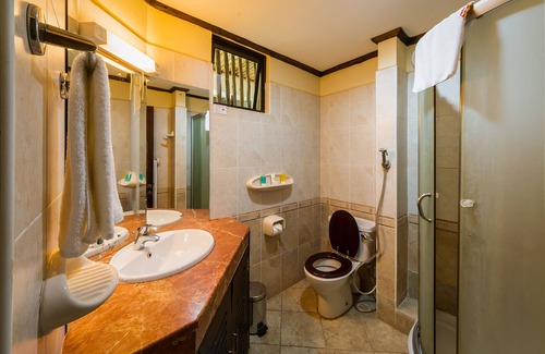 Kampala Hotel | Cassia Lodge