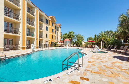 St. Augustine Beach Hotel | Castillo Real St. Augustine Beach,Tapestry Collection Hilton
