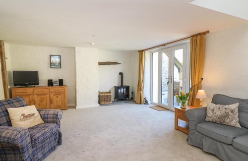 Cardigan House | Cattle Tree Cottage