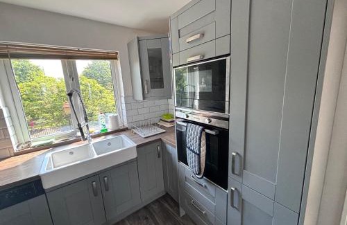 Broadstone Apartment | Central, comfortable and spacious 4 bed duplex