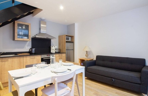 Cauterets Apartment | Central Duplex with WiFi, Ski Locker, and Table Tennis in Cauterets