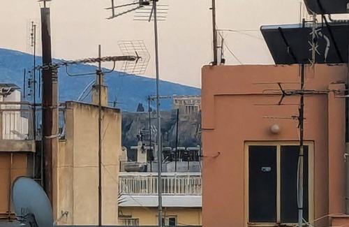 Kolokinthou Apartment | Central Penthouse | Starlink 300 Mbps | Views | Fully Equipped for Long Stays