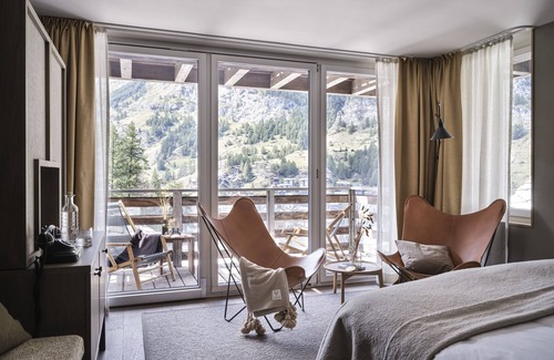 Zermatt Hotel | CERVO Mountain Resort