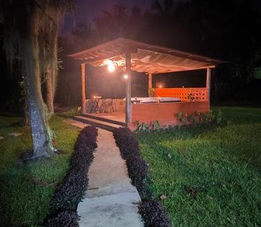 Morretes House | Chalé com Jacuzzi em Morretes