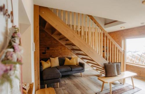 Schonbach Ski Chalet | Chalet Salzach near Ski Lift & Spa