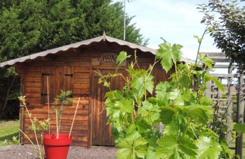 Chazemais Ski Chalet | CHALET ATYPIQUE KOTA NOAH location en gîte salle d'eau privative à 20m