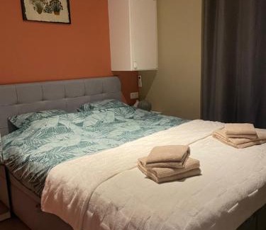 Stekene House | Chalet & Spa Nora