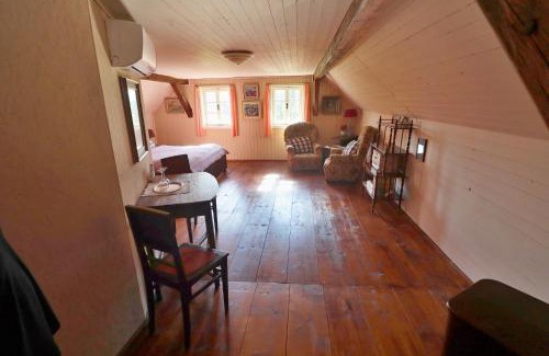 Ceska Kamenice Bed & Breakfast | Chalupa Huníkov