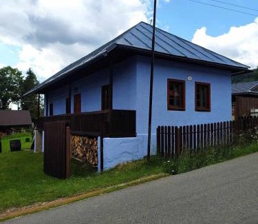 Sumiac House | Chalupa Levandula
