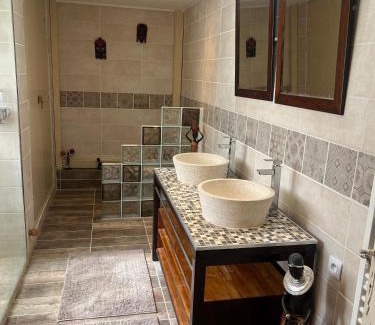 La Tour-d'Aigues Bed & Breakfast | Chambre d'hôtes
