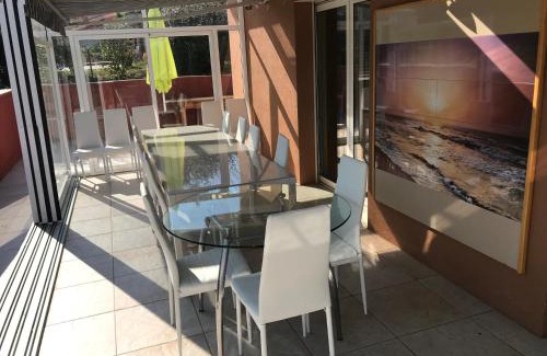 Varetz Bed & Breakfast | Chambres d'Hôtes La Coloniale