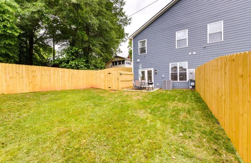 Lincoln Heights House | Charlotte Getaway with Yard - 3 Mi to Uptown!