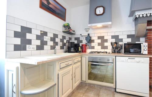 Saint-Clement-Rancoudray House | Charmante Maison Au Calme