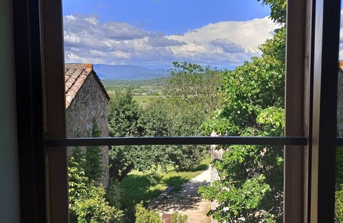 Lacoste House | Charme D'un mas en Luberon, Calm, Panoramic view, Swimming pool, Fireplace