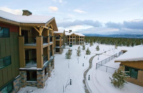 West Yellowstone Condo | Charming 2-bedroom condo with WiFi, fitness room in amazing West Yellowstone