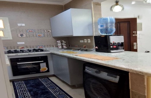 Kirdasah Apartment | Charming 2-bedroom apartment in Garden October with AC, WiFi , behind pyramids