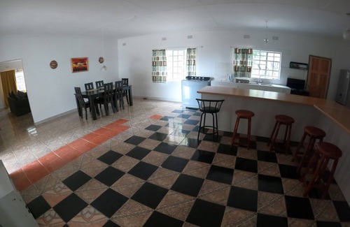 Maun House | Charming 2-bedroom bungalow in lovely Maun with WiFi