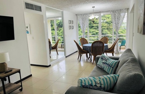 Barrio Santa Lucia Apartment | Charming 3-bedroom apartment with AC and WiFi in delightful Jacó.