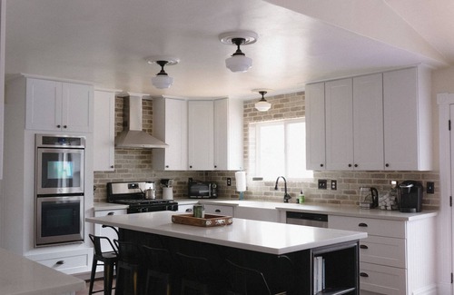 Placerville House | Charming 4-bedroom house with AC and WiFi in Shingle Springs