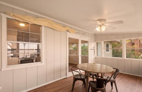 Tool House | Charming 4BR Lakefront Getaway