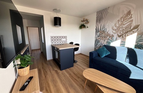 Plougoulm Apartment | Charming apartment 10min walk from the coast