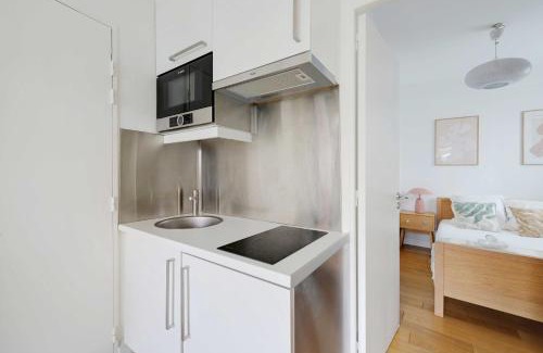 Suresnes Apartment | Charming apartment - 1BR-4P- Suresnes