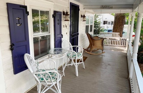 Dewey Beach Cottage | Charming Beach Cottage 'Suits Me' – Steps to Boardwalk & Cozy Living Spaces!