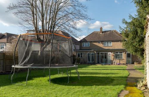 Watford House | Charming Family-Friendly Home Pass the Keys