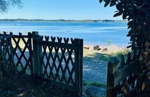 Asserac Villa | Charming oceanfront cottage
