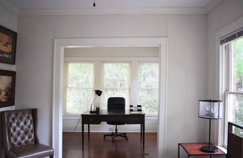 Neartown House | Charming, Quiet Apartment in the Heart of Montrose