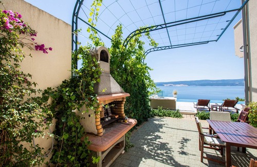 Celina Apartment | Charming Seaside Apartment