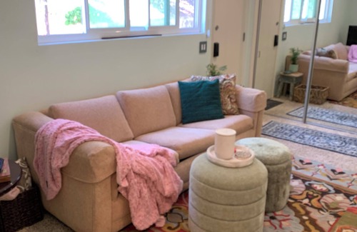 Sherman Oaks Apartment | Charming studio in enchanting Los Angeles with pool