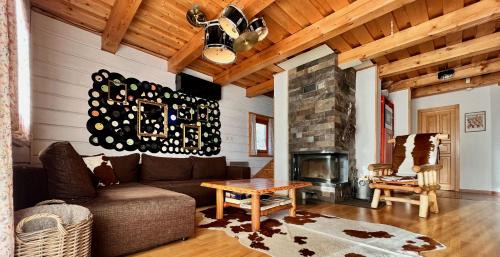 Malatiny Ski Chalet | Chata Musica