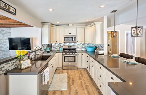 North Clairemont House | Chic Central San Diego House w/Private Pool!