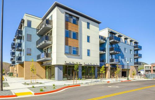 San Luis Obispo Apartment | Chic San Luis Obispo Condo Near Hiking and Beaches!