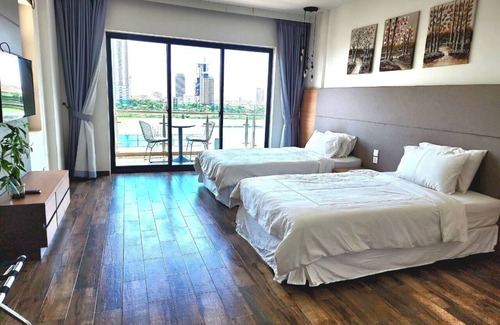 Daun Penh Hotel | CHICHILL Hotel Riverside