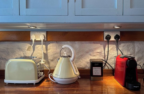 Buxton House | CHURCH VIEW, pet friendly, with open fire in Buxton