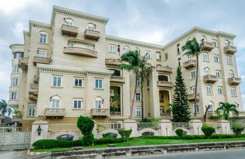 Ikoyi Apartment | Clayhall by SRS