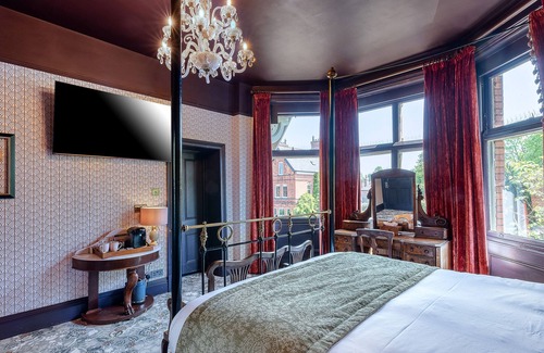 York Hotel | Clementine's Guest House