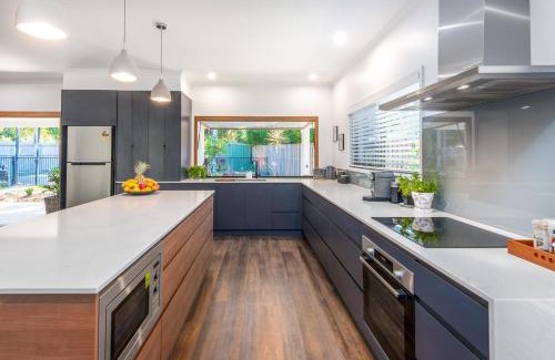Clifton Beach House | Clifton Cove Cairns Paradise