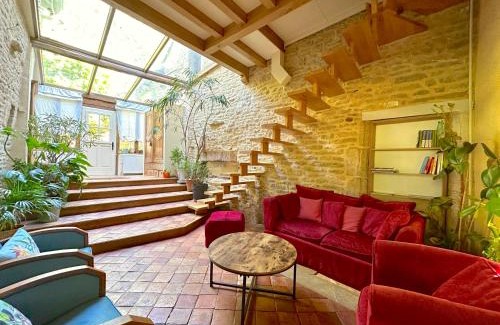 Montoillot House | Clos de Fougères - Domaine intégral