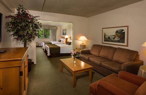 Anchorage Hotel | Coast Inn at Lake Hood
