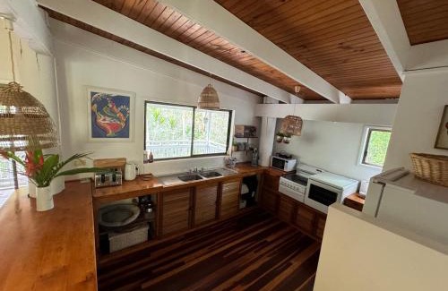 Cooloola Cove House | Coconut Cottage Bush Retreat- Pet Friendly