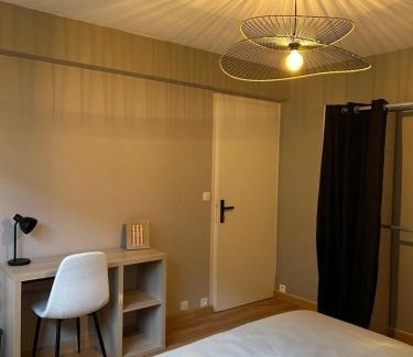 Annemasse Apartment | Coloc Chambre privée meublée dans un appartement lumineux et spacieux