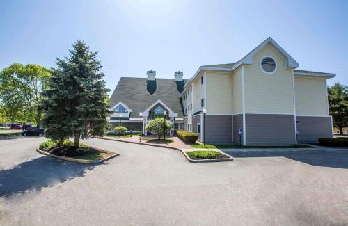 Concord Hotel | Comfort Inn Concord South End
